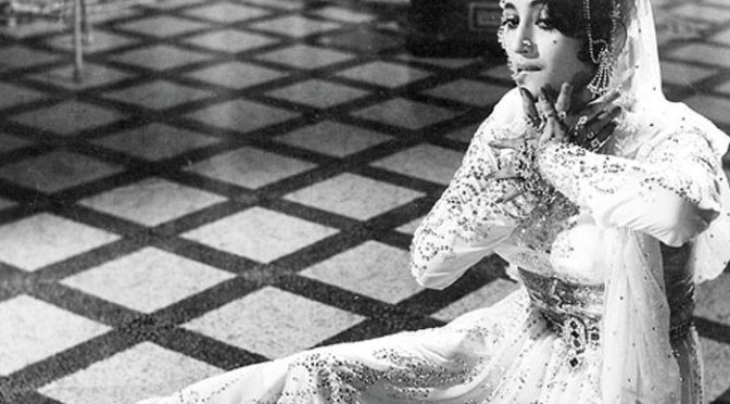 Uttar Falguni (Asit Sen)  Suchitra Sen