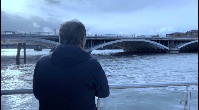 Talking with Rivers (Mohsen Makhmalbaf) Irán